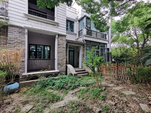 上海浦东三林浦发博园(别墅)浦发博园(别墅) 7室3厅4卫  各位企业老板