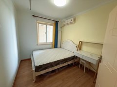 北京朝阳亚运村大屯地铁 安立路 卧龙小区 慧忠北里正规次卧 价格嘎嘎便宜出租房源真实图片
