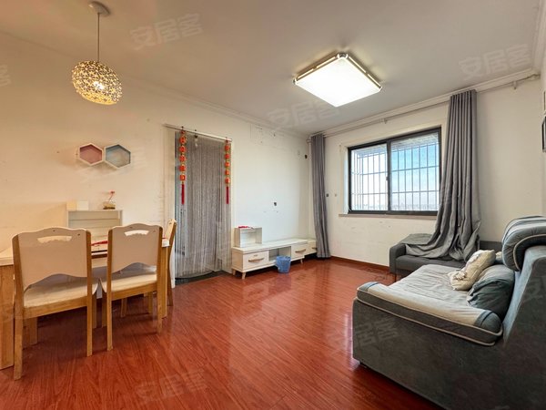 上海松江泗泾新凯城银杏苑佘山站 新凯城银杏苑 原房东 精装两室 南北