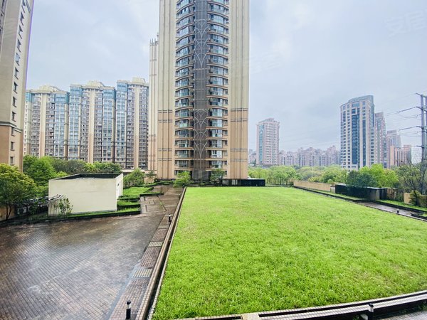 古北租房,御翠豪庭 1室2厅1卫 电梯房 精装修71平米,长宁租房-上海58