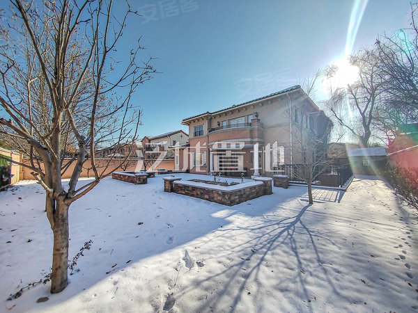 北京昌平小汤山南纳帕溪谷纳帕溪谷 精装独栋 469平整租,带地下室