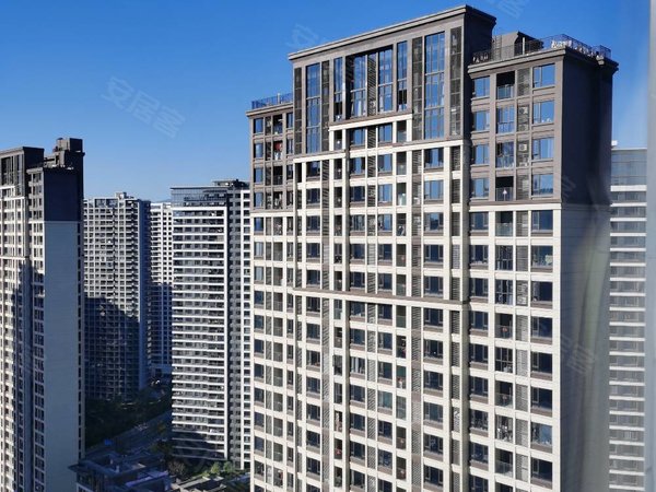 杭州临安临安城区中骏柏景湾(商业)年底特惠首月立减800可短租无中介