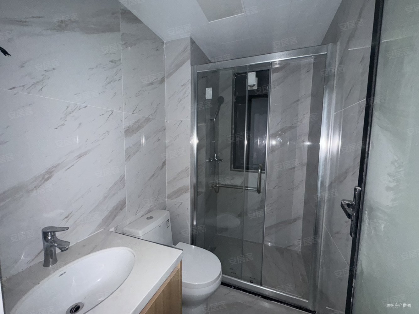 金东海领荟湾1室1厅1卫43㎡南43万