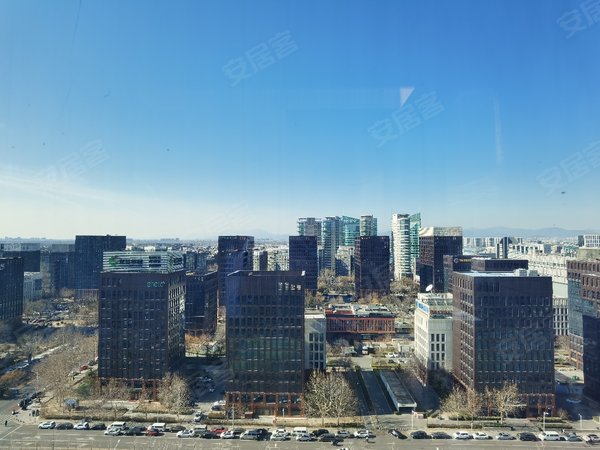 北京丰台花乡汉威国际广场三区汉威国际广场顶层 四合院 集办公会所