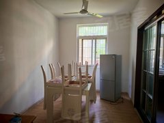 巢湖北门北门片区城南小学附近,1楼简装3室2厅,家电家具基本都有,看房随时出租房源真实图片
