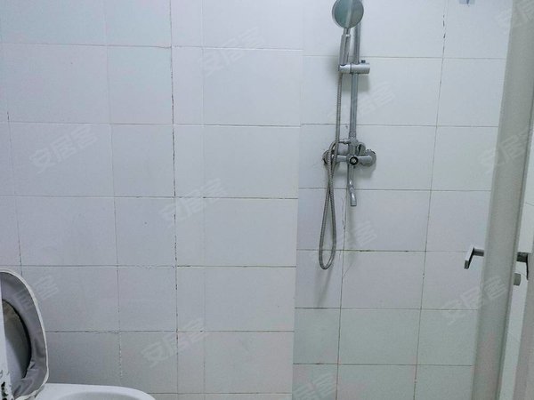 成都双流蛟龙港龙渡英郡龙渡英郡套一,拧包入住出租房源真实图片