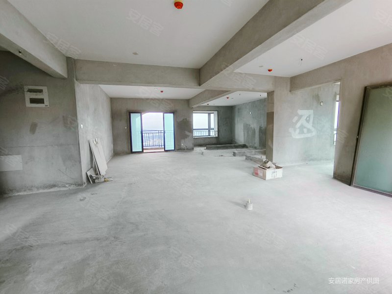 名城中心泊悦府