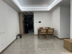 金地龙湾壹号 3室2厅2卫 精装修 电梯房 90平