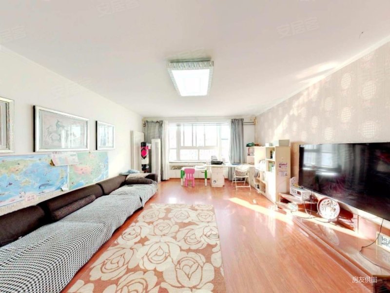 急售文博花园低总价南北通透四房满五年