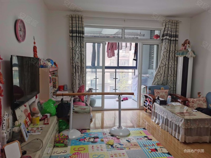 山水华庭   洋房配置    100平大两室