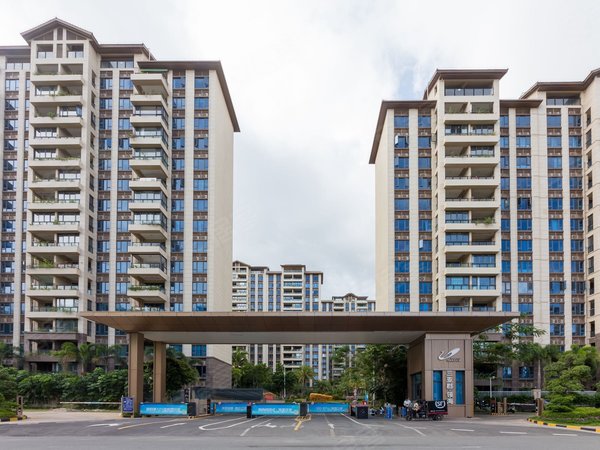 三亚天涯海坡碧桂园三亚郡领海碧桂园三亚郡好房源距离海边800米生活