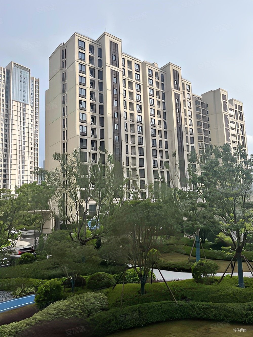 亏本急售金地阅峯次新房太仓市区万达一路之隔