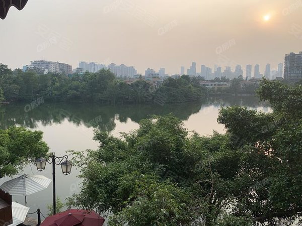 深圳南山华侨城波托菲诺纯水岸(一期)波托菲诺纯水岸 5室2厅3卫 配套