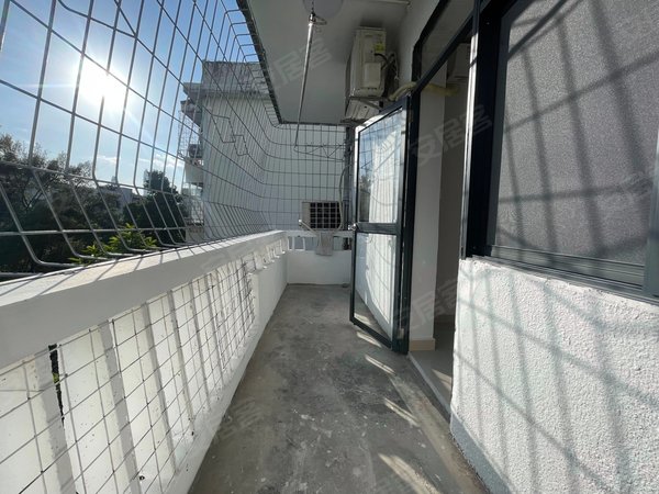 深圳福田华强北华新村华强北华新村稀有精装两房两卫,双阳台,南北通透