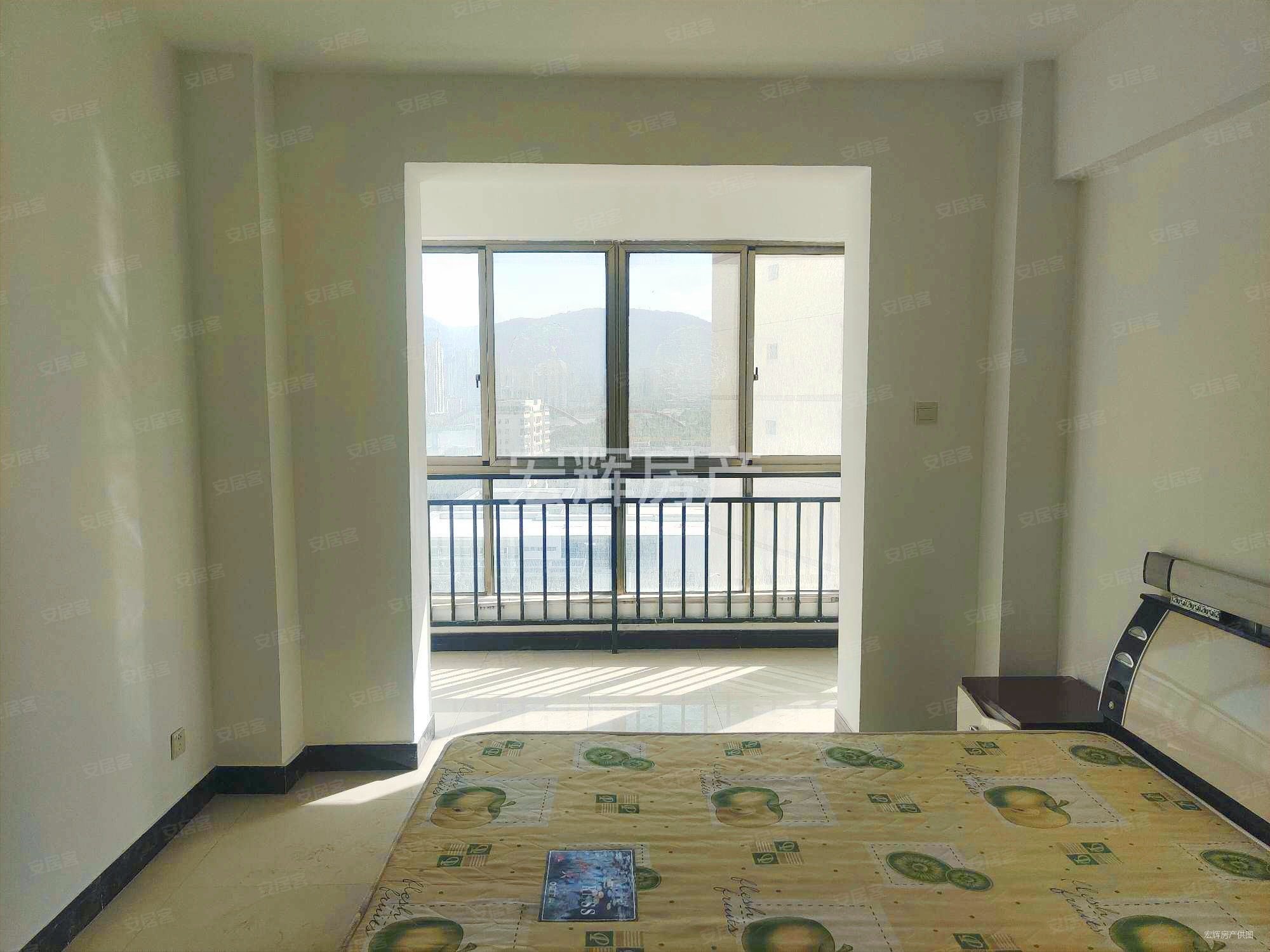 山水苑 通透两房 预约看房