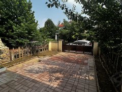 廊坊固安孔雀城兴园小别墅。前后大花园可停车。居住办工均可出租房源真实图片