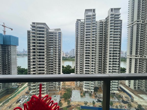南宁江南白沙大道凯旋1号上水湾上水湾精装5房,没住过,全新,看江,安静