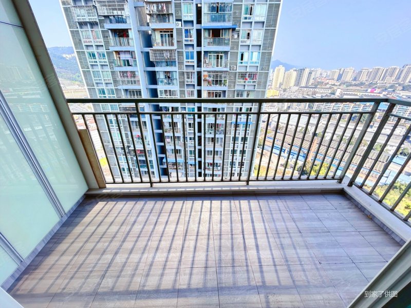 畔山桃园3室2厅2卫108.89㎡南北62万