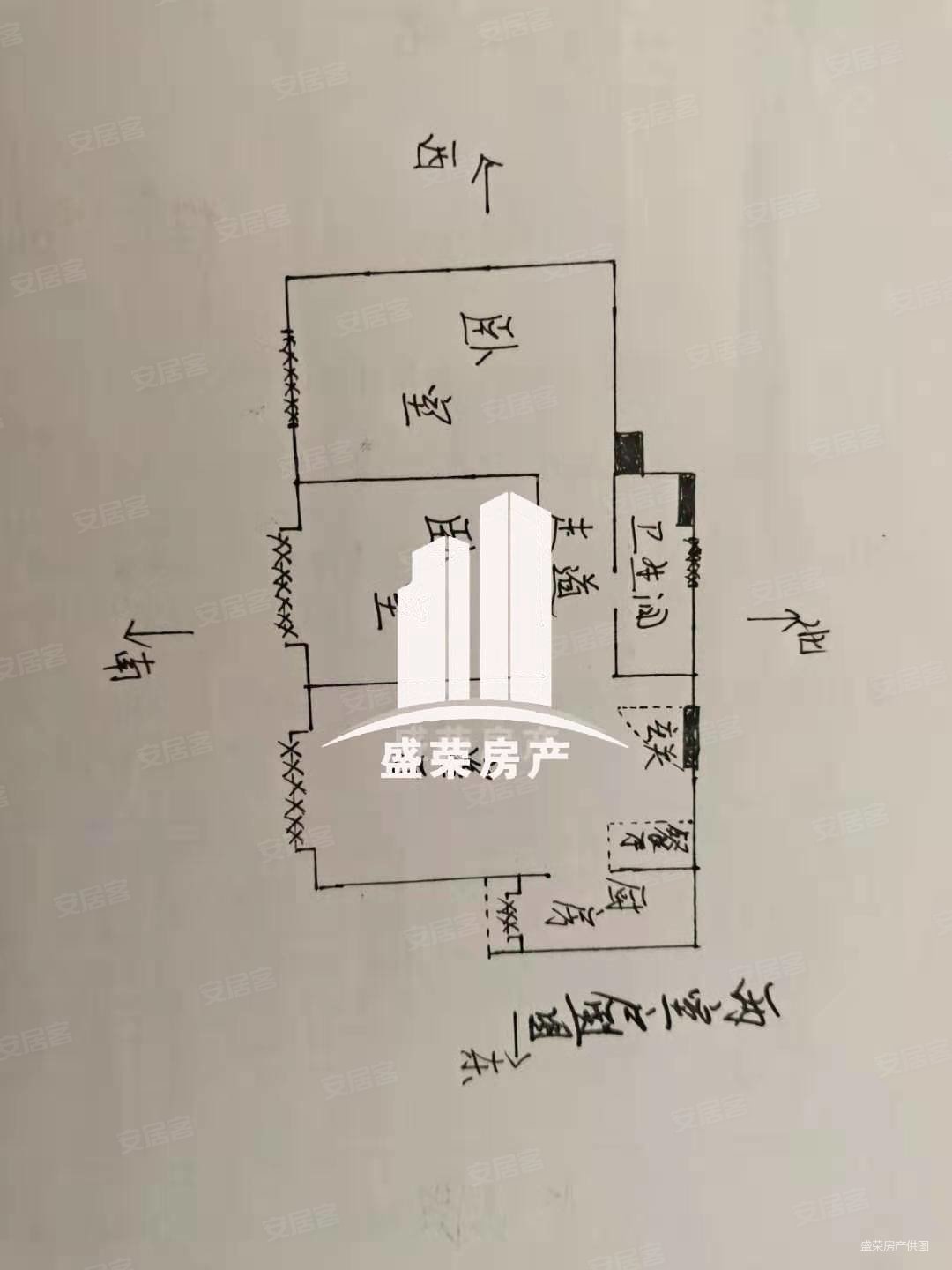 览山国际3室2厅1卫105㎡南北79.8万