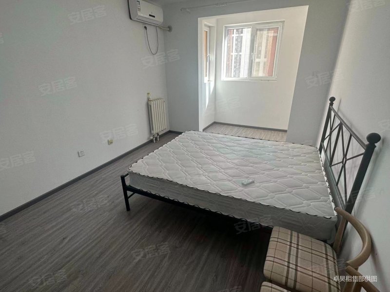 科技园区 康润家园西区 南北通透  集中供暖 次新小区