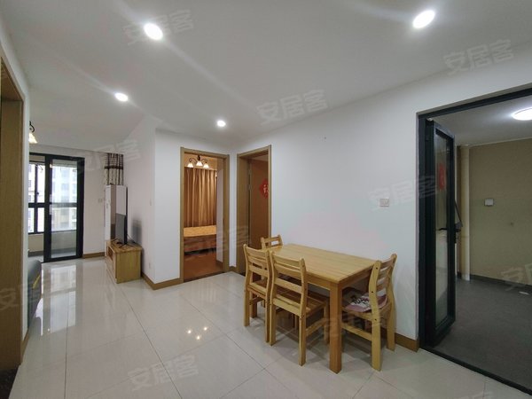 苏州工业园东沙湖白塘景苑(西区)园区 东沙湖邻里旁 白塘壹号精装两房