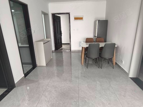 徐州新沂建邺路市府名苑河畔雅居三室一卫家具家电齐全精装修拎包入住1530一月出租房源真实图片