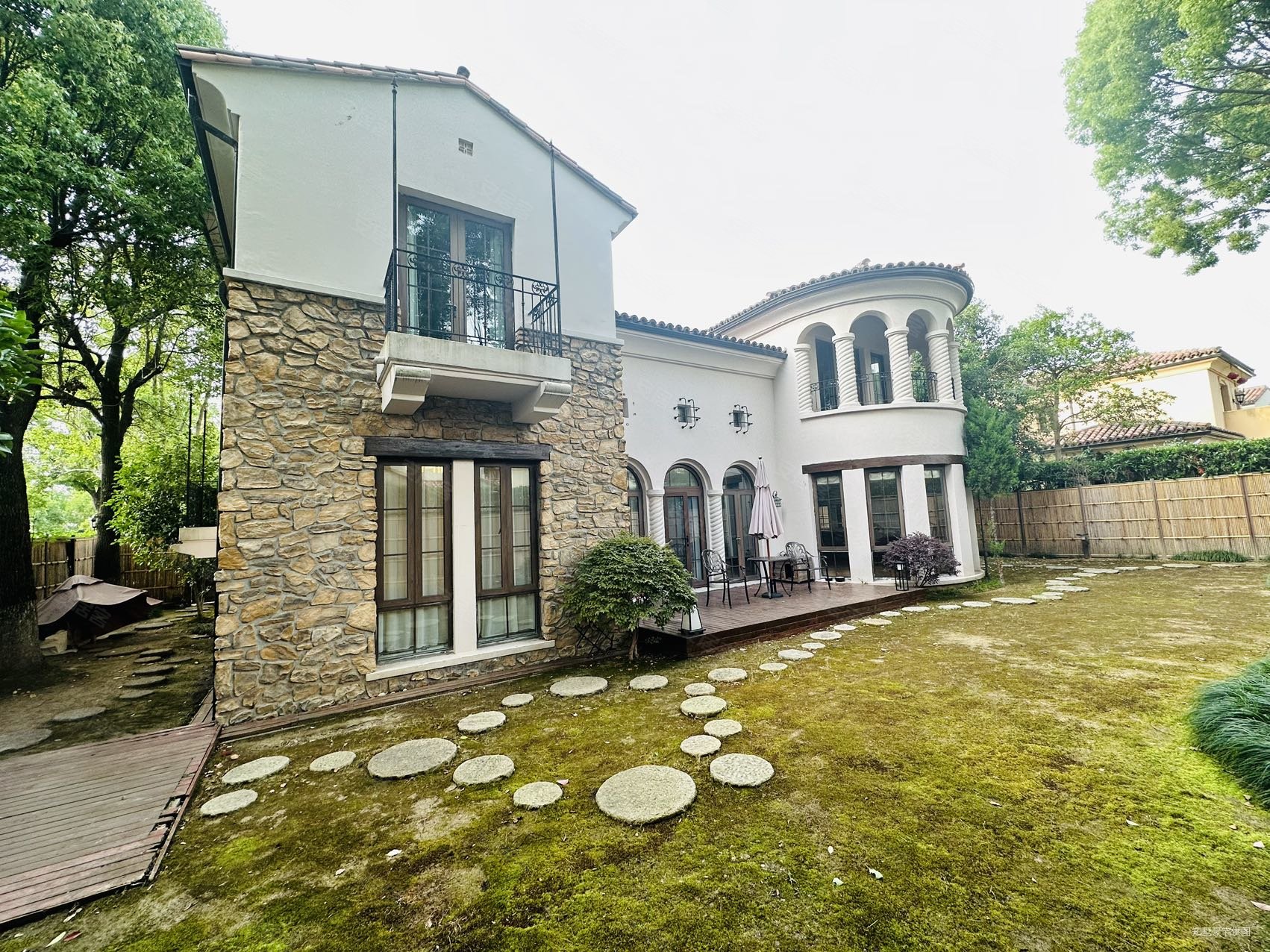 圣马特殊f户型诚售 | 8米挑空客厅 | 无违章搭建 |,圣马丽诺桥语别墅