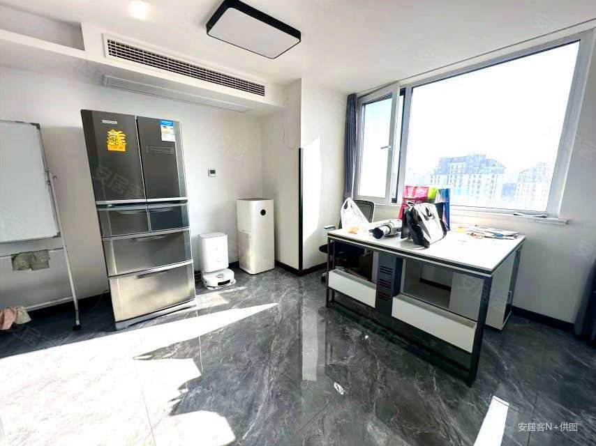 招商碧桂园依云四季(商住楼)5室1厅1卫40.78㎡南115万