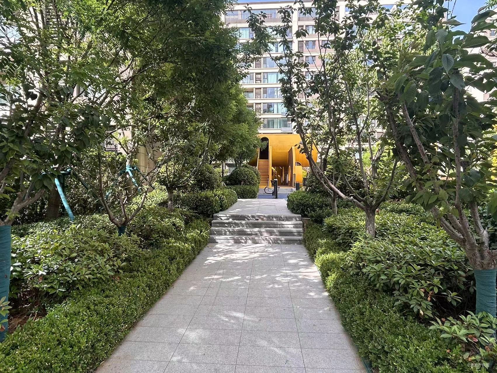 济南房产网>济南二手房>历城二手房>小清河二手房>中海九樾府1702