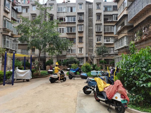 工人新村1室1厅精装室内干净清爽户型方正1000,西山租房-昆明58安居客