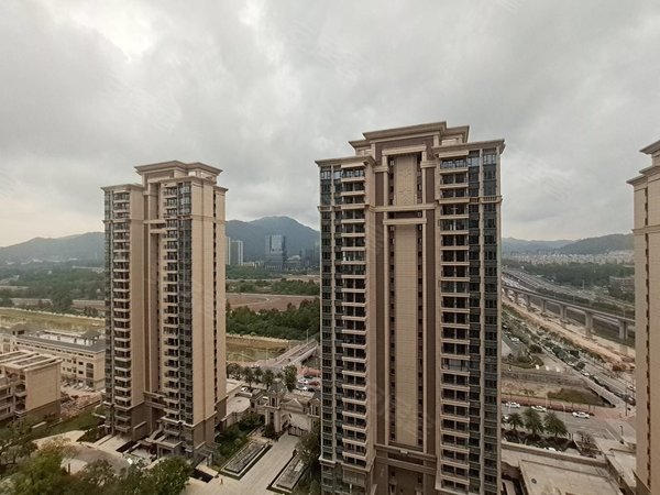 珠海高新区金鼎恒大云锦花园恒大云锦二房一卫出租家私家电齐全 唐家