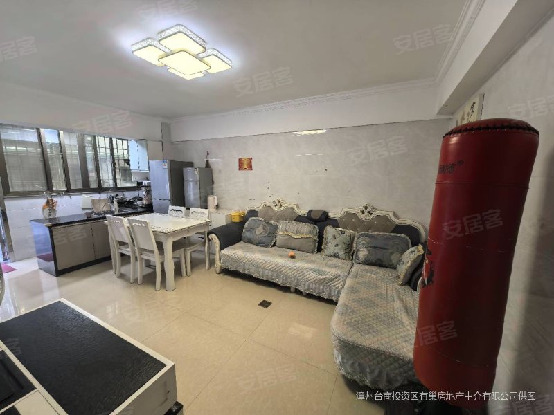 瑞鑫公寓2室2厅1卫49.17㎡南31万