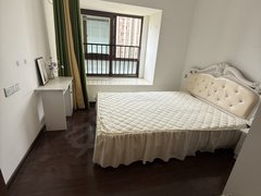苏州常熟古里古里商业街附近金土木对面 东宸铭筑精装单间带飘窗 随时看房出租房源真实图片