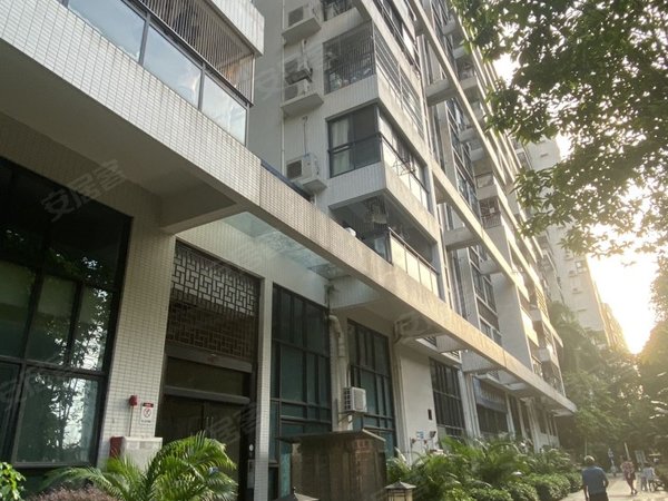 广州花都新区深航花园深航花园 近地铁口 有机组车 精装3房 拎包入住