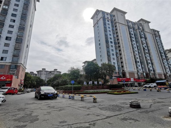 合肥经开经开周边南郡明珠南郡明珠 锦绣 天都路 海尔 江淮旁 3房出租