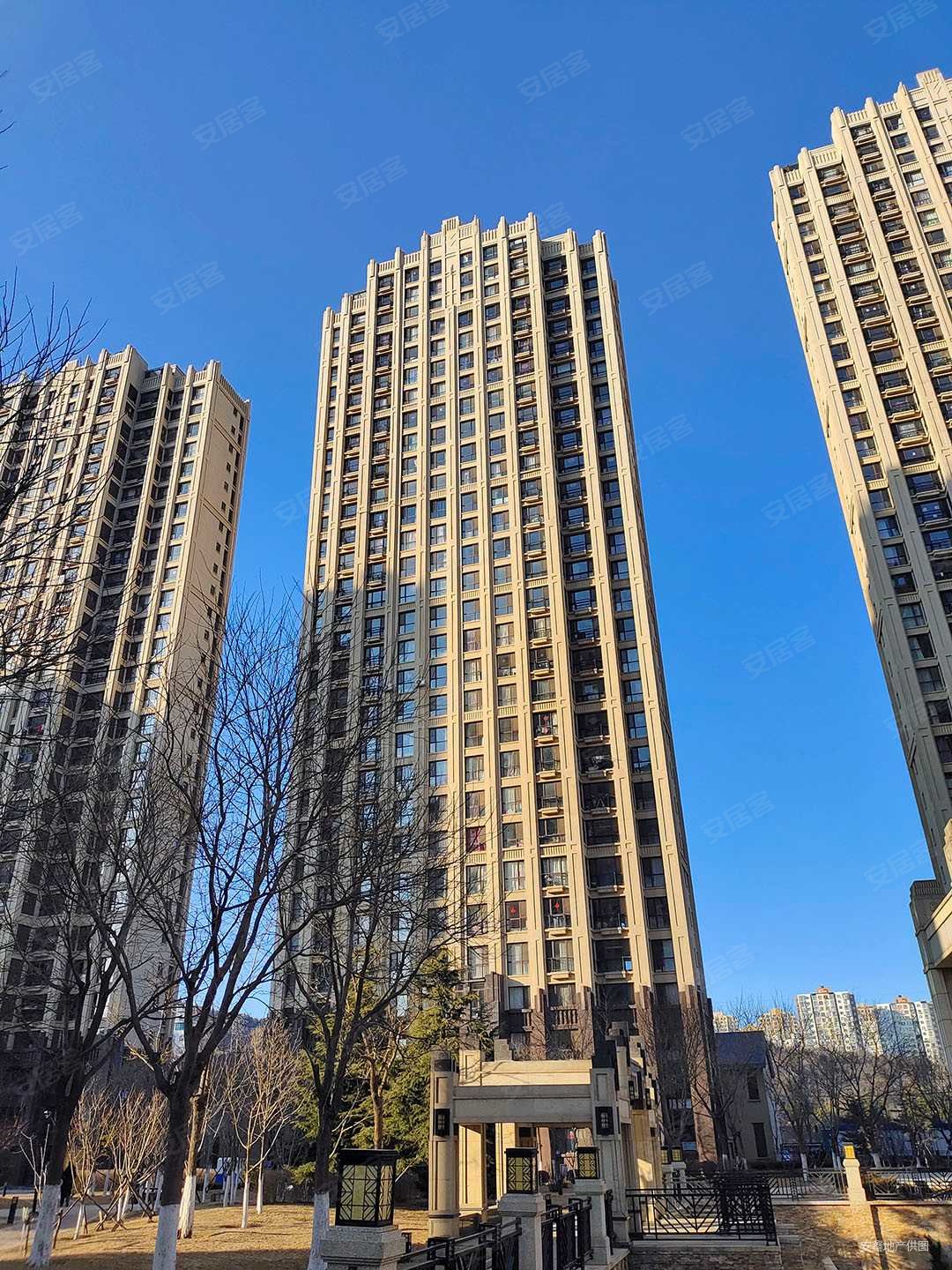 大连港天下粮仓3室2厅1卫88.64㎡南北203万