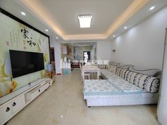 澧县财富广场市中心中海蓝湾，紫玉兰附近，电梯精装三房，家具家电齐全，拎包入住。出租房源真实图片