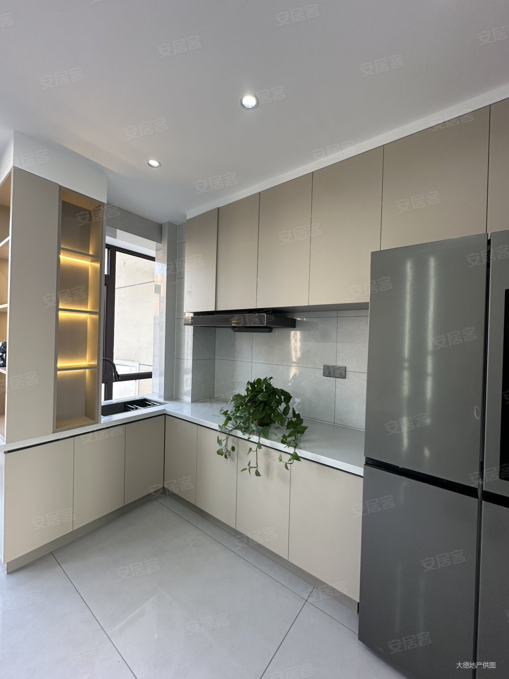 紫堤东郡3室2厅1卫101㎡南北48.8万