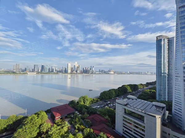 杭州上城钱江新城水岸帝景钱江新城 水岸帝景 一线江景家具全新 万象