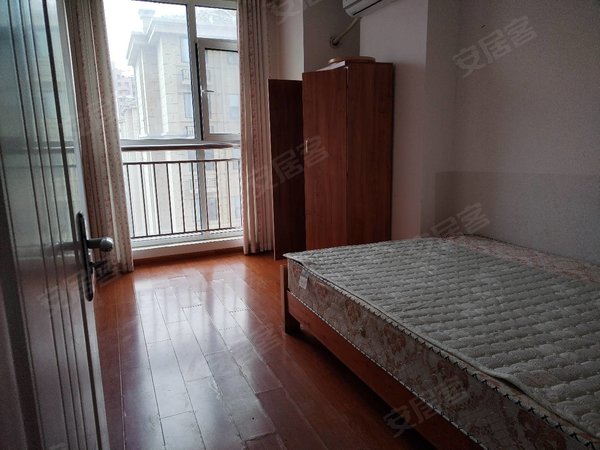 平邑环球金水湾金水湾公寓 62平2室 全套 1200一个月 有钥匙随时看房