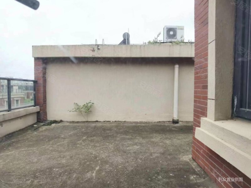 银城一方山别墅