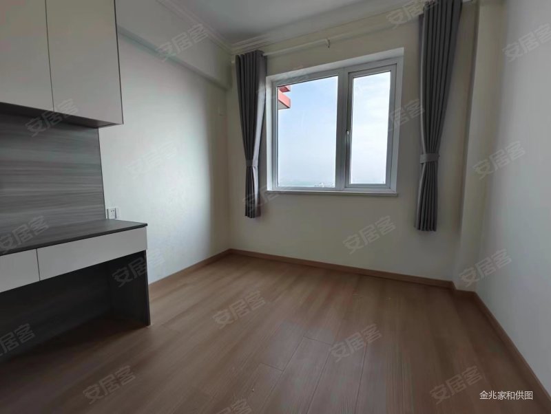 一中对面正阳大悦城全新精装家具家电齐全,82.5万看中可谈,正阳大悦城