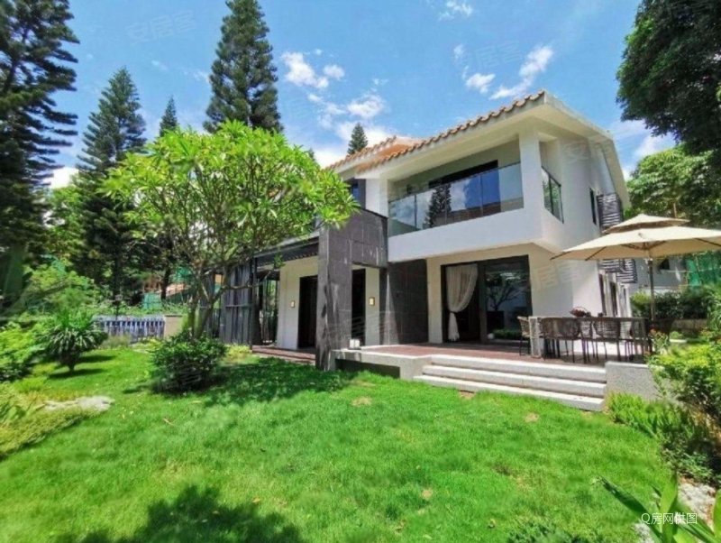 鲸山觐海(别墅)6室3厅6卫335㎡东南4500万