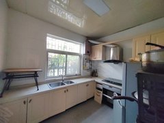 开封祥符金帝商贸城出租，温泉花园别墅，四室两厅三卫，月租1500年租可优惠出租房源真实图片