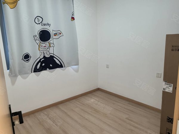 绍兴越城城北金辉天镜云著镜湖天街商场旁,家具齐全,拎包入住出租房源真实图片