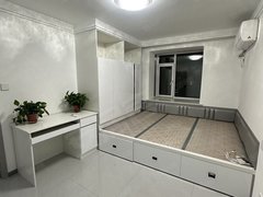 丹东振兴其它开发区港湾街，精装一室，步梯四楼，包取暖物业，有空调家电齐全出租房源真实图片