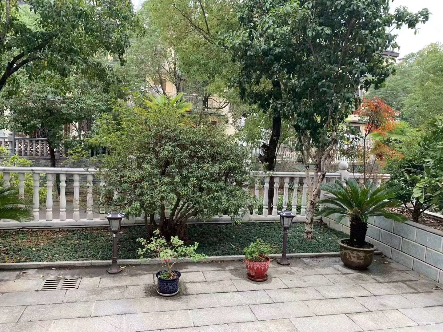 弘景雅墅二手房,916万,4室2厅,3卫,218平米-南京安居客