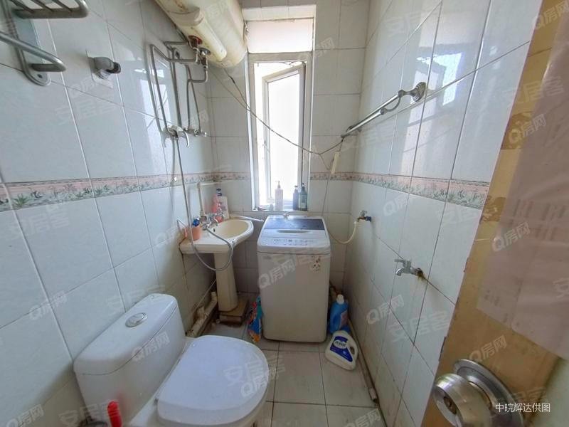 绿都花园急售好房3号线一里井50米全明户型大三室