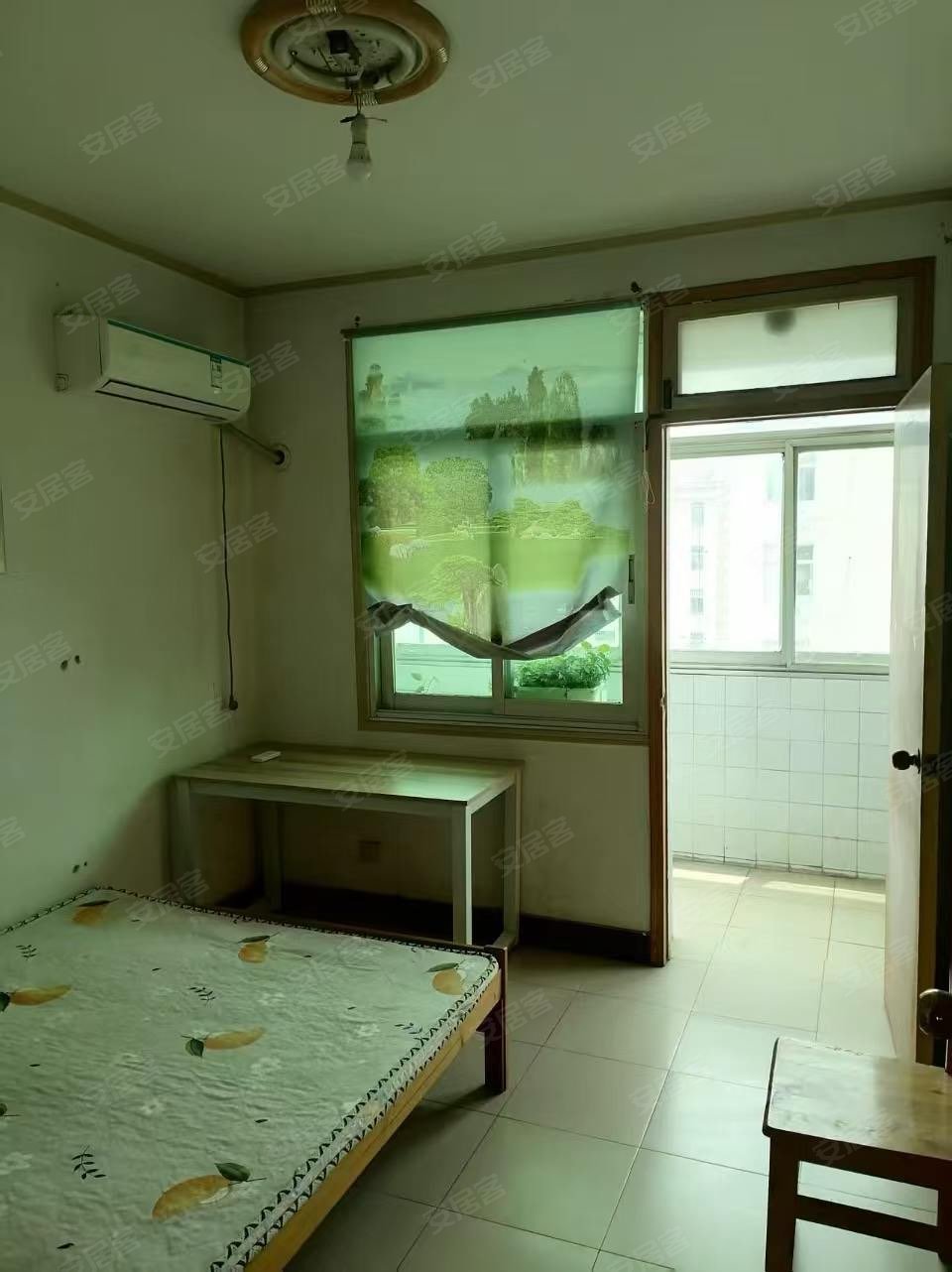 阳光花园联发小区 4室2厅1卫