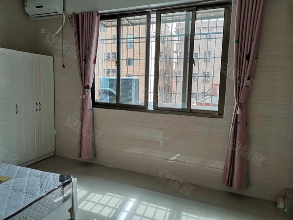 厦门同安工业集中区潘涂村两房一厅出租,潘涂丁字街街尾,带电梯,旁边